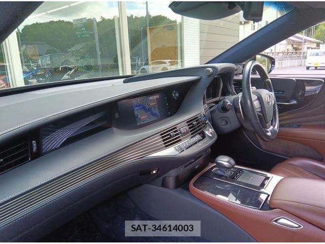 Lexus LS 2017-12 8525548-25