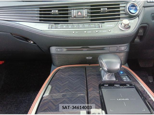 Lexus LS 2017-12 8525548-29