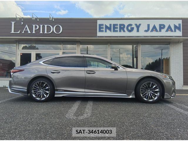Lexus LS 2017-12 8525548-7