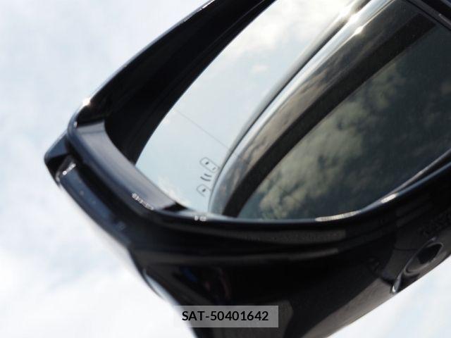 Lexus LS 2023-03 8562450-22