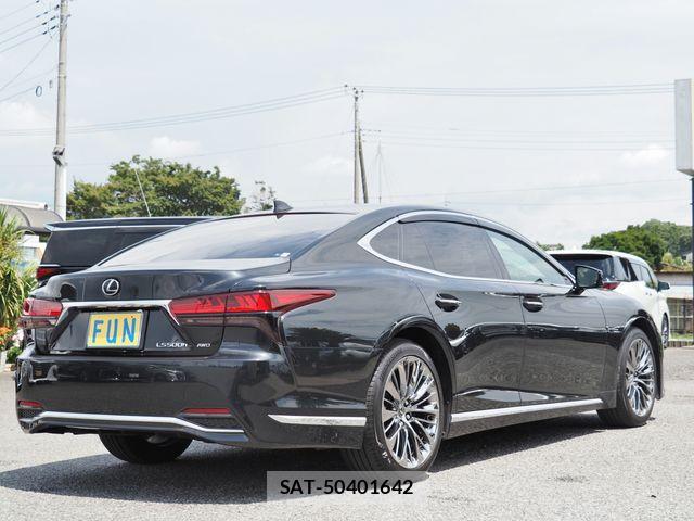 Lexus LS 2023-03 8562450-4