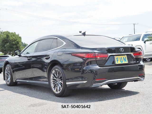 Lexus LS 2023-03 8562450-5