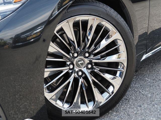 Lexus LS 2023-03 8562450-8