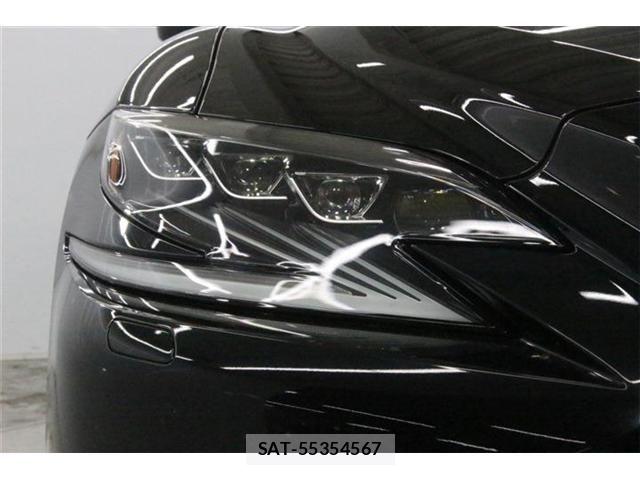 Lexus LS 2018-07 8627484-11