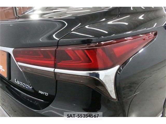 Lexus LS 2018-07 8627484-16