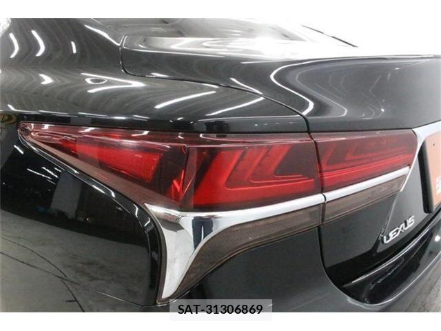 Lexus LS 2018-07 8627483-15