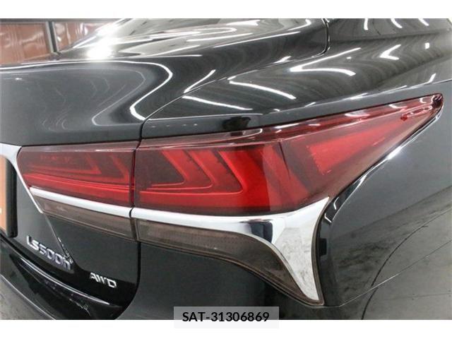 Lexus LS 2018-07 8627483-16