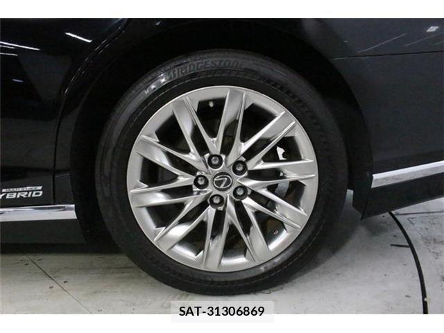 Lexus LS 2018-07 8627483-22