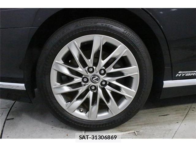 Lexus LS 2018-07 8627483-23