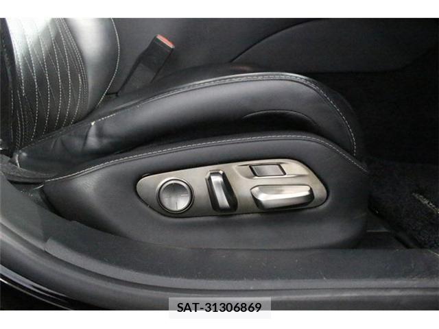 Lexus LS 2018-07 8627483-25