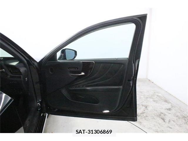 Lexus LS 2018-07 8627483-27