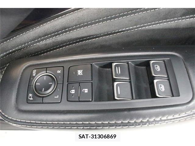 Lexus LS 2018-07 8627483-28