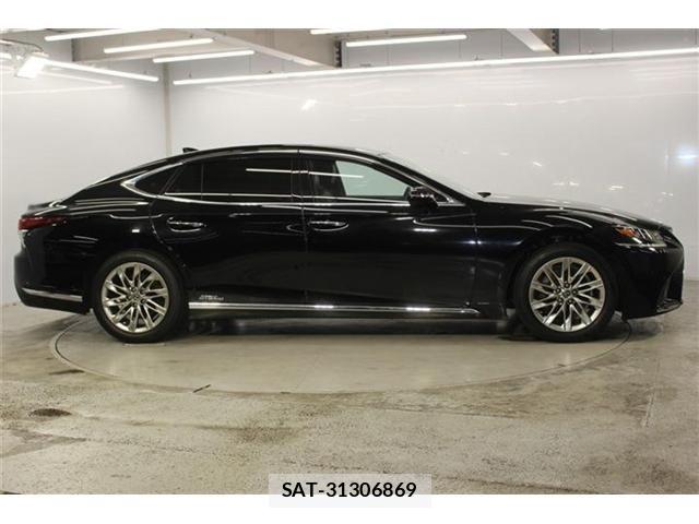 Lexus LS 2018-07 8627483-3