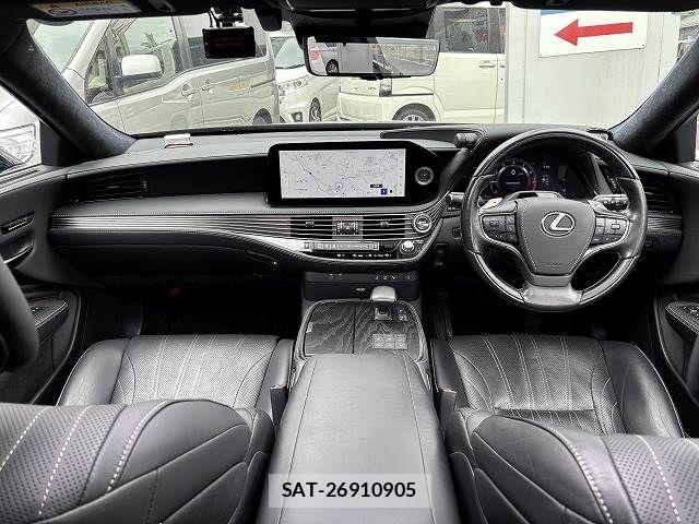 Lexus LS 2023-03 8685845-1
