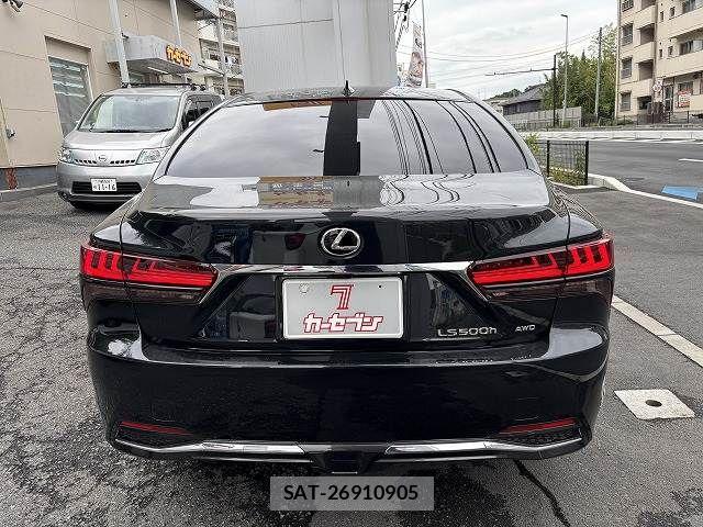 Lexus LS 2023-03 8685845-24