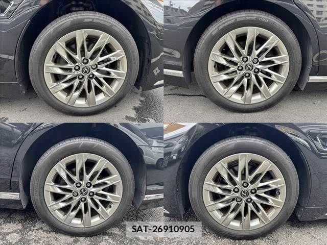 Lexus LS 2023-03 8685845-5