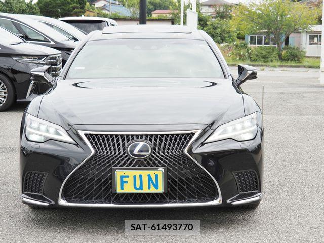 Lexus LS 2021-08 8743441-1
