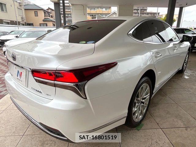 Lexus LS 2017-11 8796486-18