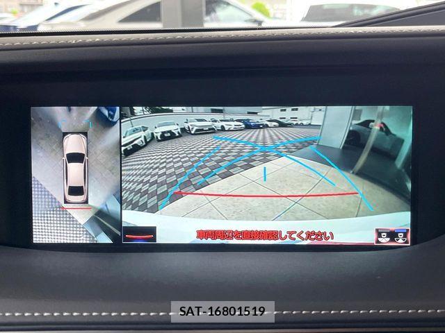 Lexus LS 2017-11 8796486-3