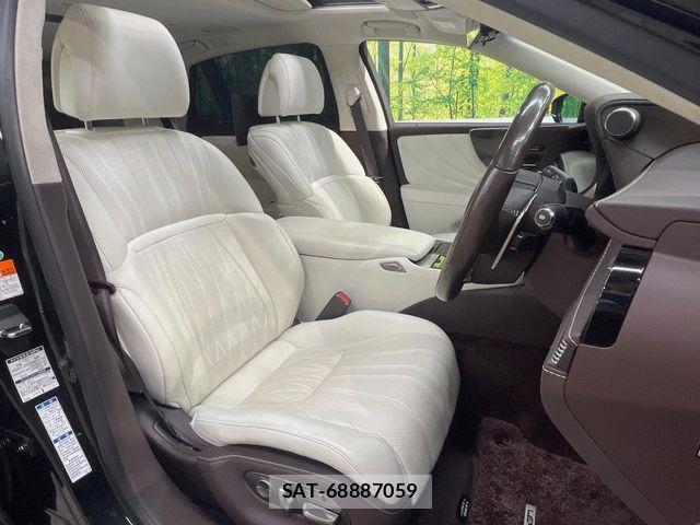 Lexus LS 2017-11 8796482-14
