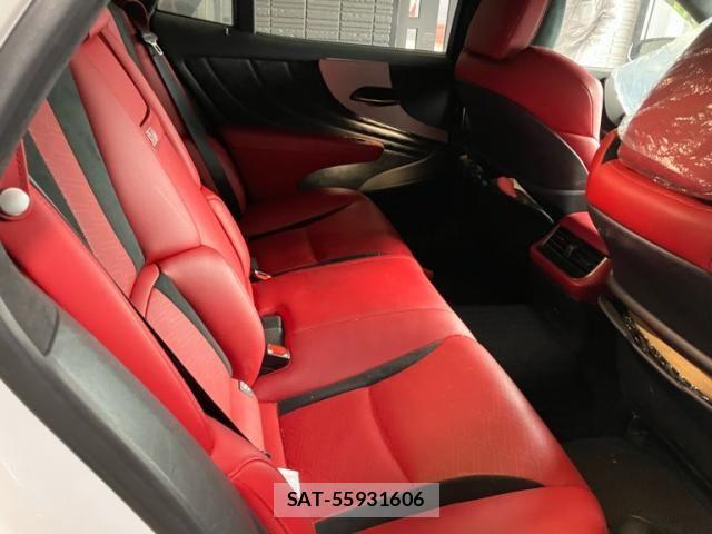 Lexus LS 2018-02 8829965-9