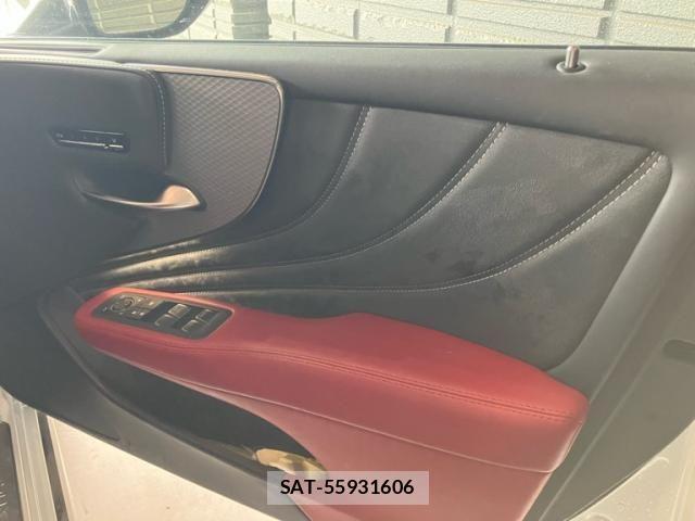 Lexus LS 2018-02 8829965-10