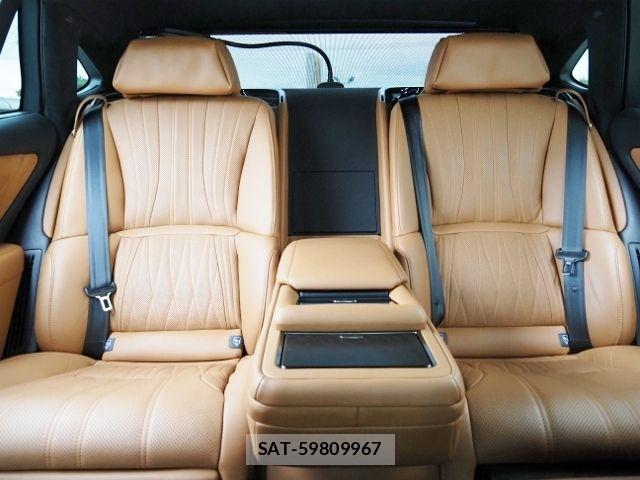 Lexus LS 2022-08 8880520-11