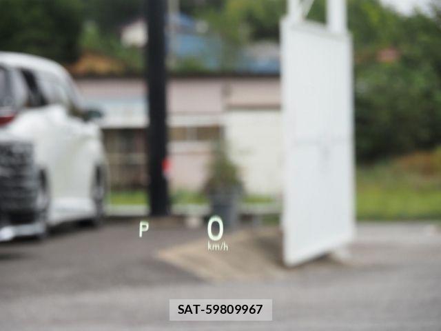 Lexus LS 2022-08 8880520-23