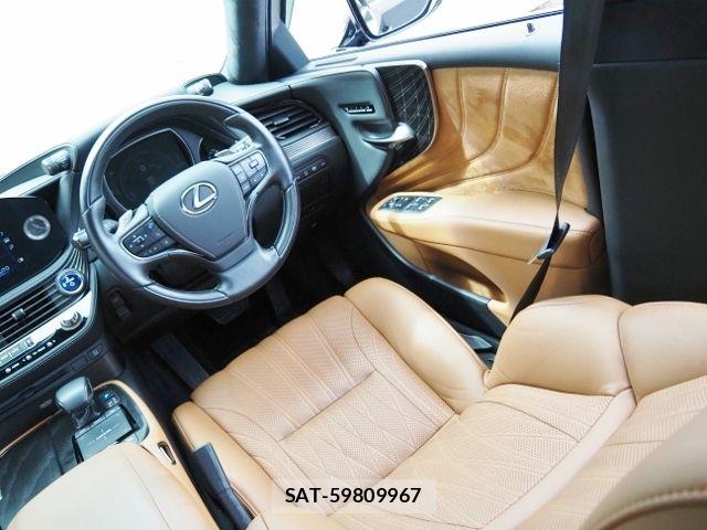 Lexus LS 2022-08 8880520-29