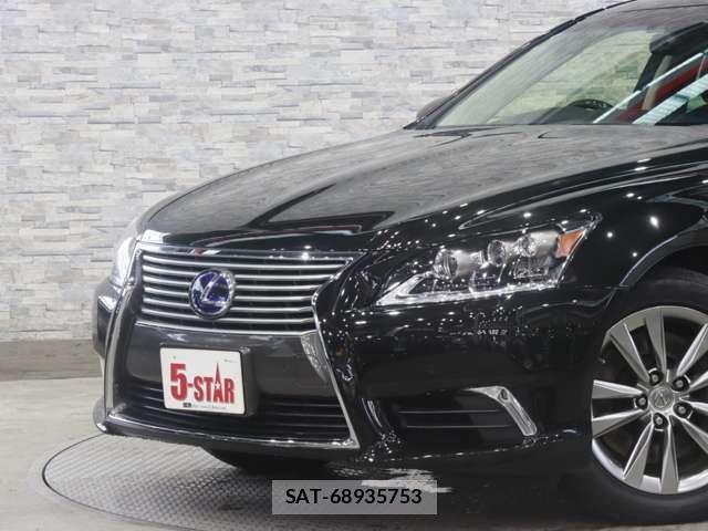 Lexus LS 2015-03 1092447-15