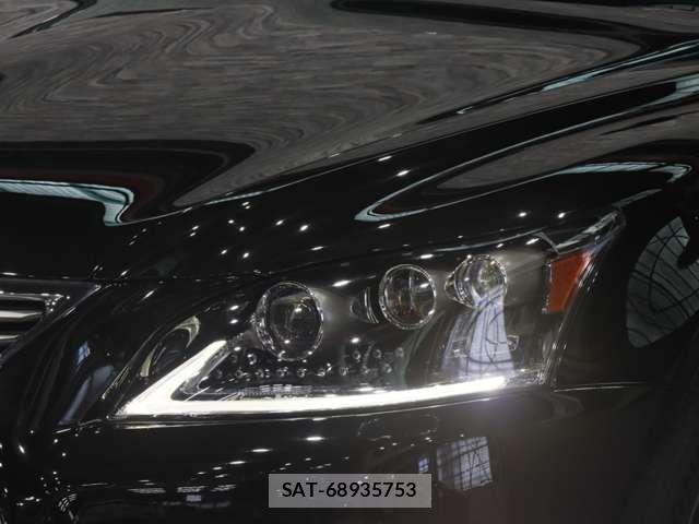 Lexus LS 2015-03 1092447-6