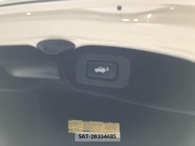 Lexus LS 2011-08 1413239-12