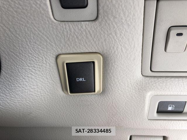 Lexus LS 2011-08 1413239-4