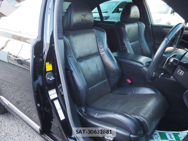 Lexus LS 2012-10 1426427-11