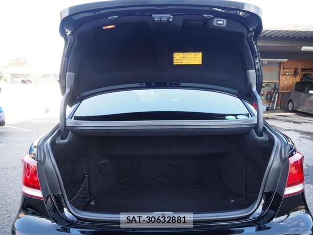 Lexus LS 2012-10 1426427-14