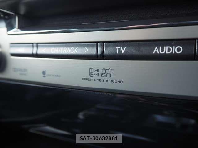 Lexus LS 2012-10 1426427-6