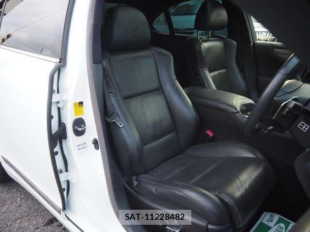 Lexus LS 2012-12 1609711-11