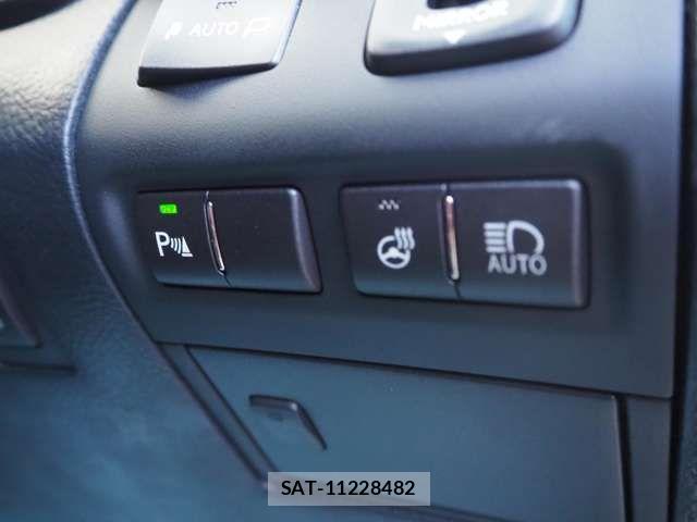 Lexus LS 2012-12 1609711-17