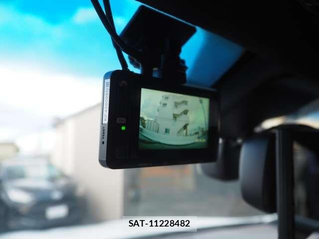 Lexus LS 2012-12 1609711-18