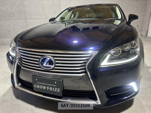 Lexus LS 2015-04 2002328-19