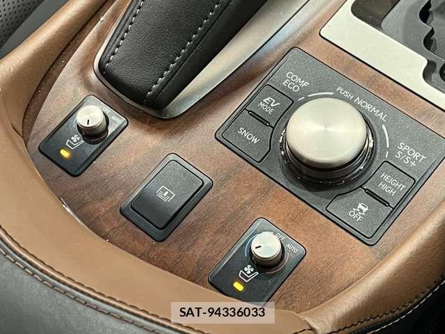Lexus LS 2015-05 3674658-7