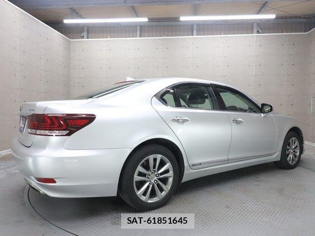 Lexus LS 2015-09 4176047-1