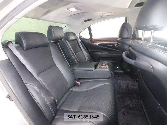 Lexus LS 2015-09 4176047-8