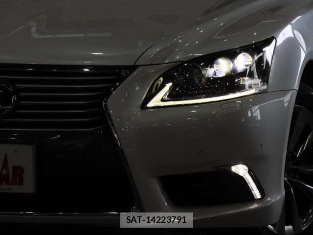 Lexus LS 2016-01 4393150-14