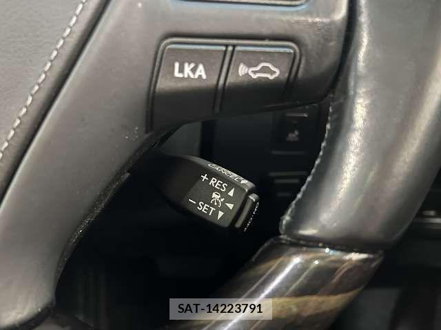 Lexus LS 2016-01 4393150-7