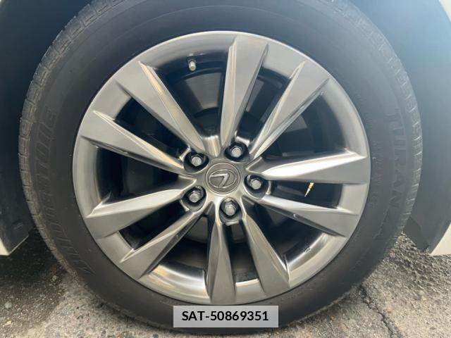 Lexus LS 2014-02 6011661-3