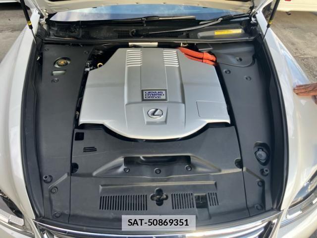 Lexus LS 2014-02 6011661-5