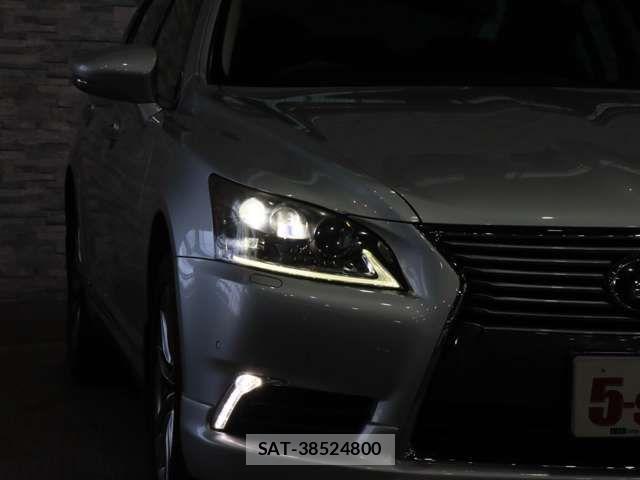 Lexus LS 2013-11 6245197-14