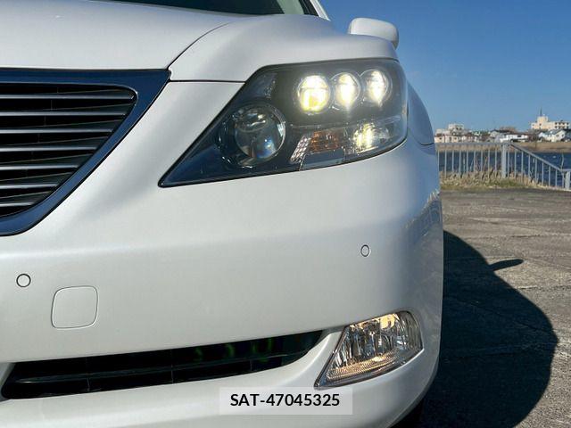 Lexus LS 2008-04 6245198-15