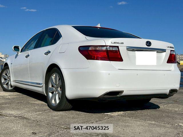 Lexus LS 2008-04 6245198-7
